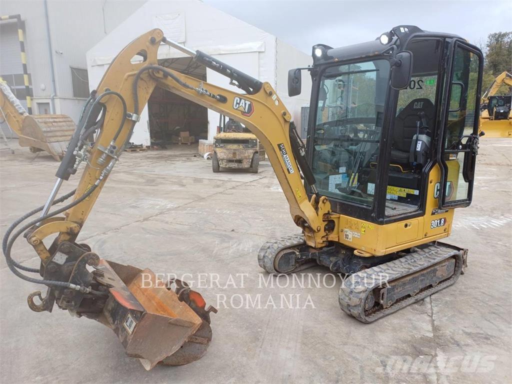 CAT 301.8-05 Excavatoare pe șenile
