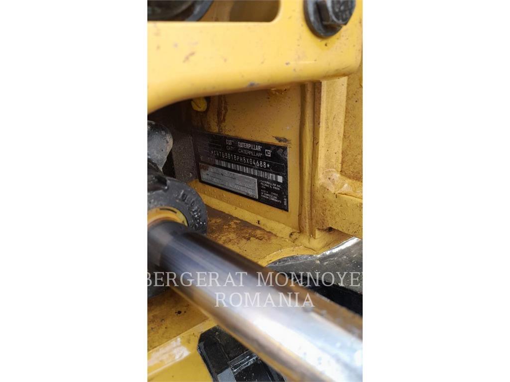 CAT 301.8-05 Excavatoare pe șenile
