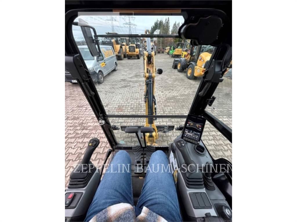 CAT 301.8-05A Excavatoare pe șenile
