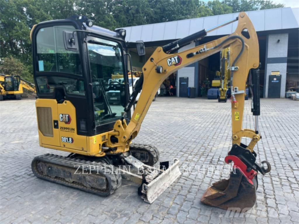 CAT 301.8-05A Excavatoare pe șenile
