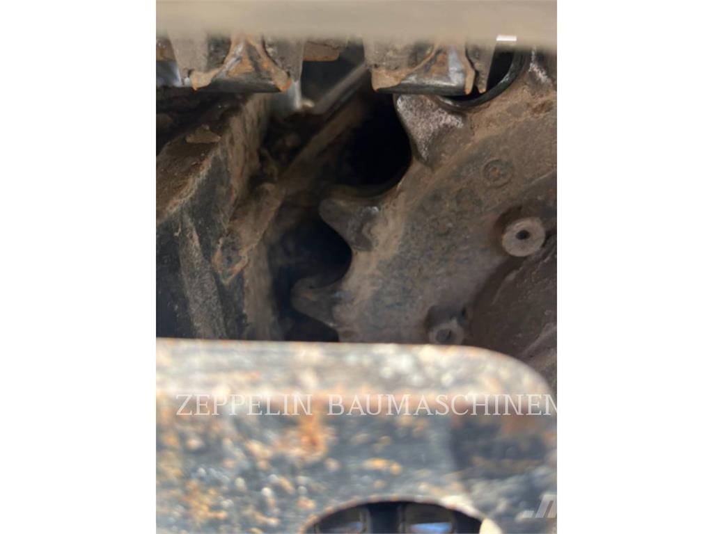 CAT 301.8-05A Excavatoare pe șenile
