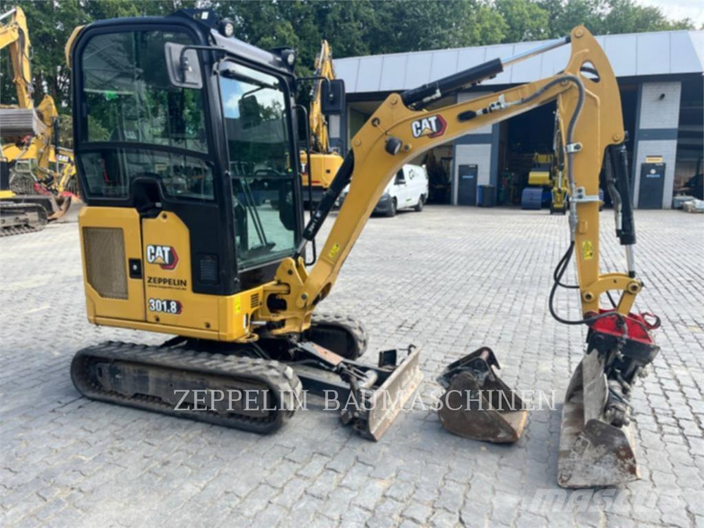 CAT 301.8-05A Excavatoare pe șenile
