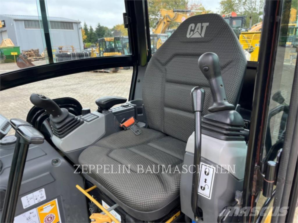 CAT 301.8-05A Excavatoare pe șenile
