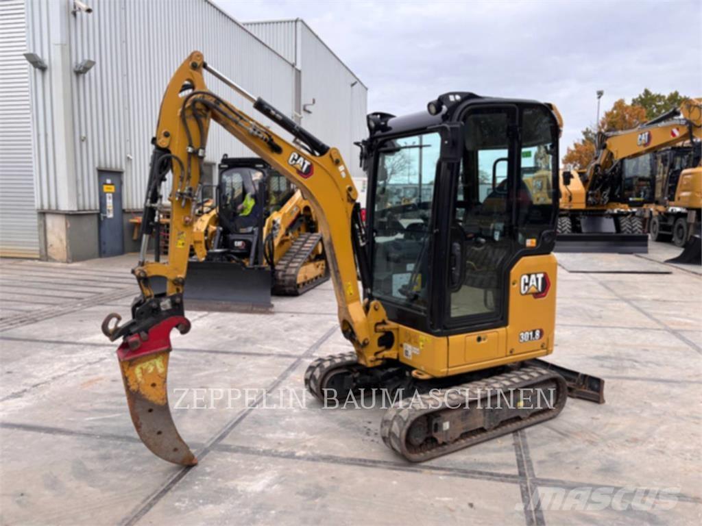CAT 301.8-05A Excavatoare pe șenile
