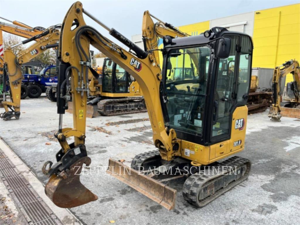 CAT 301.8-05A Excavatoare pe șenile
