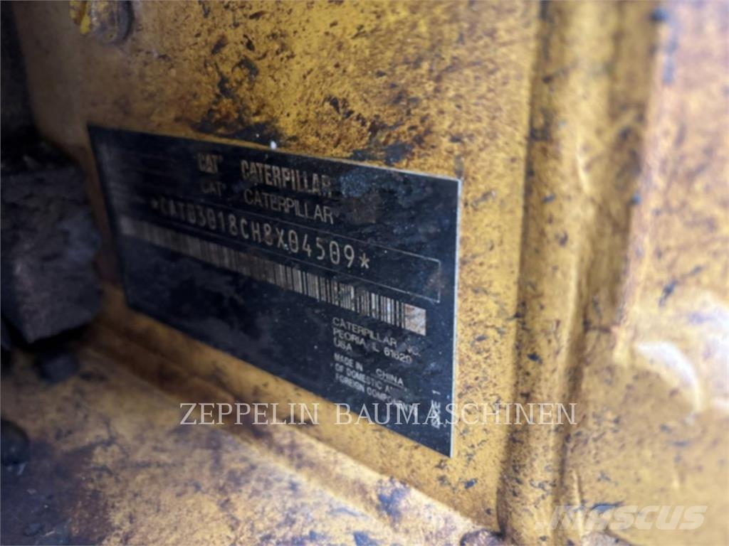 CAT 301.8-05A Excavatoare pe șenile
