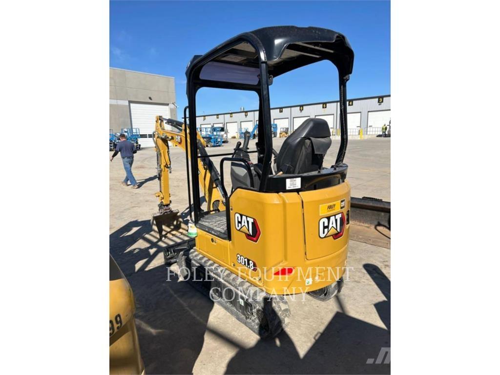 CAT 301.8-05LO Excavatoare pe șenile
