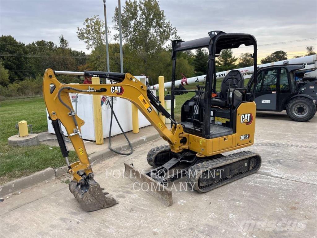 CAT 301.8-05LO Excavatoare pe șenile
