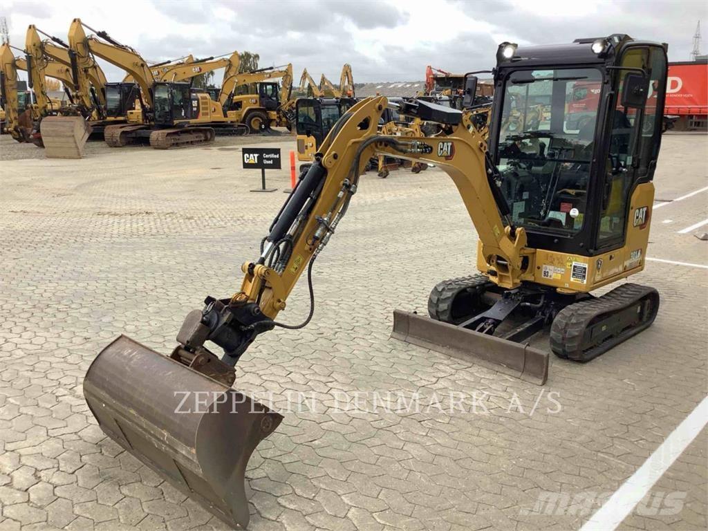 CAT 301.805 Excavatoare pe șenile

