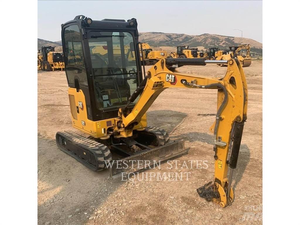 CAT 302 Excavatoare pe șenile
