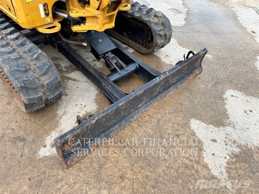 CAT 302-05CR Excavatoare pe șenile
