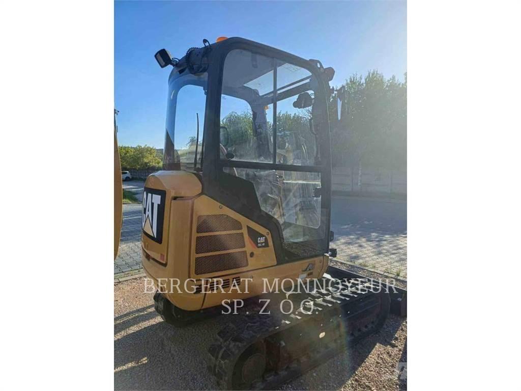 CAT 302.4D Excavatoare pe șenile
