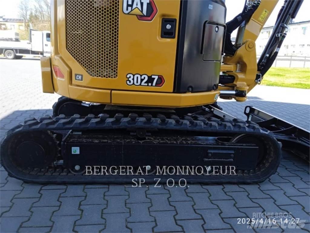 CAT 302.7 Excavatoare pe șenile
