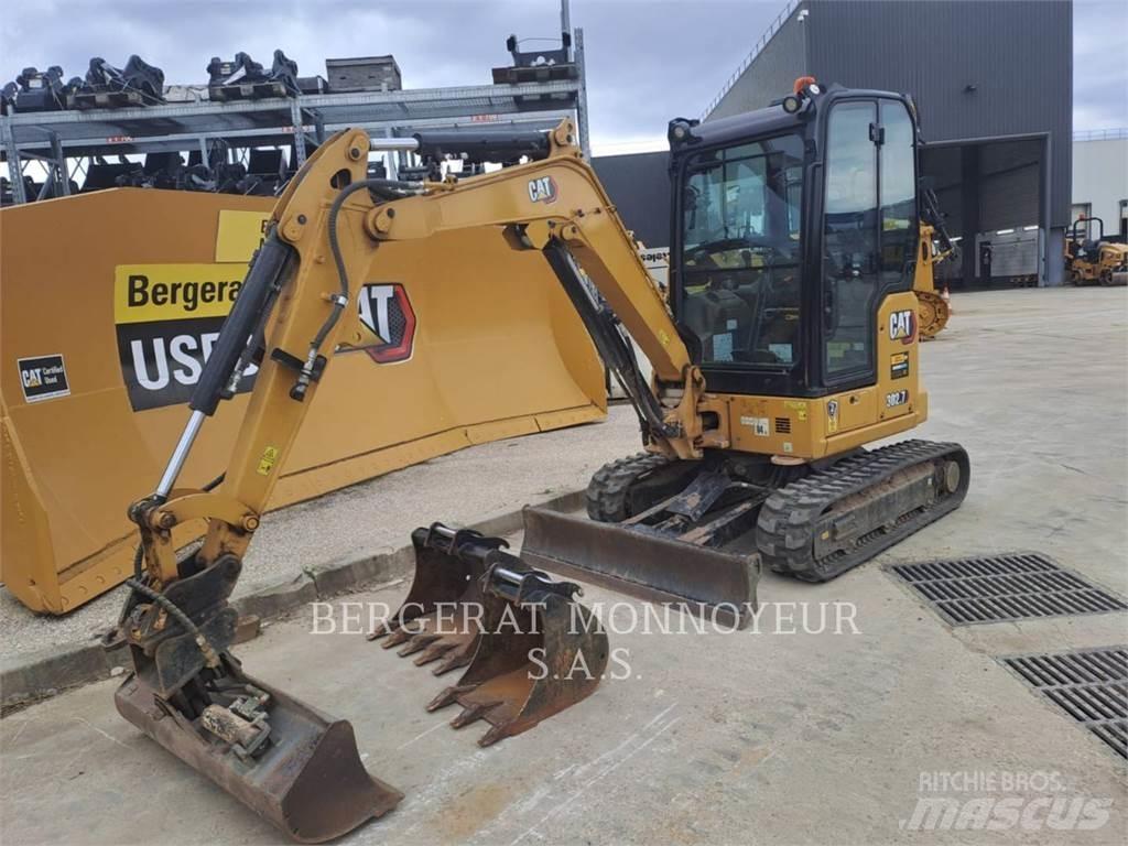CAT 302.7 Excavatoare pe șenile
