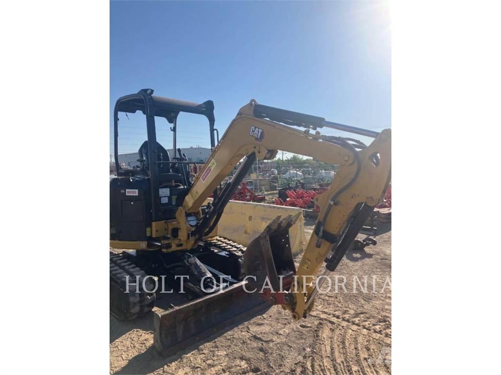 CAT 302.7 Excavatoare pe șenile
