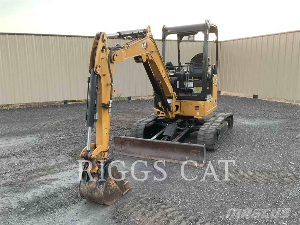 CAT 302.7 Excavatoare pe șenile
