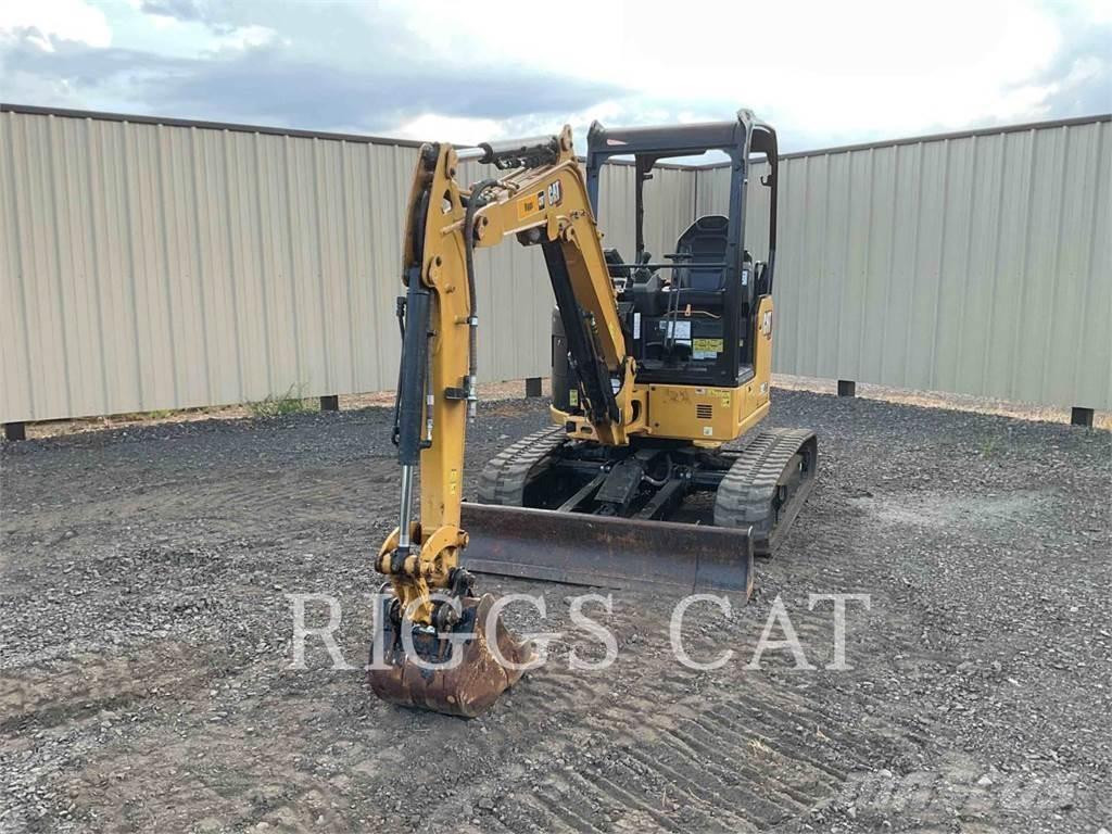 CAT 302.7 Excavatoare pe șenile
