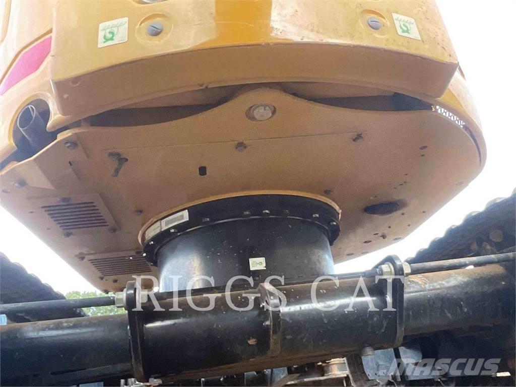 CAT 302.7 Excavatoare pe șenile

