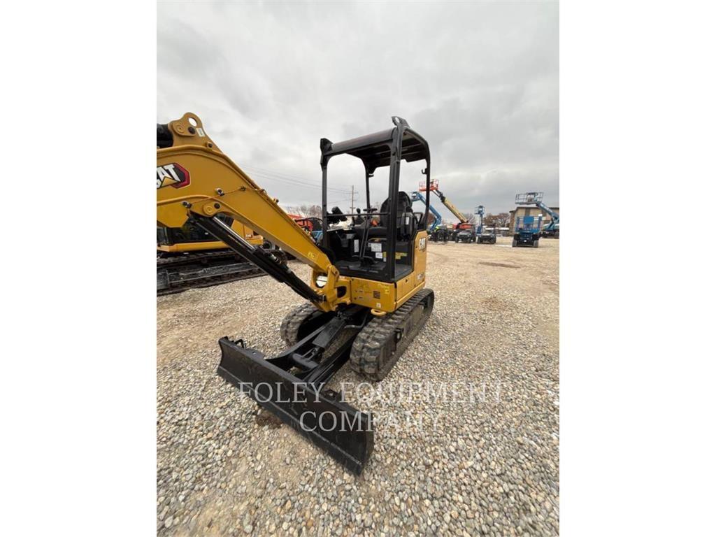 CAT 302.7-07LO Excavatoare pe șenile
