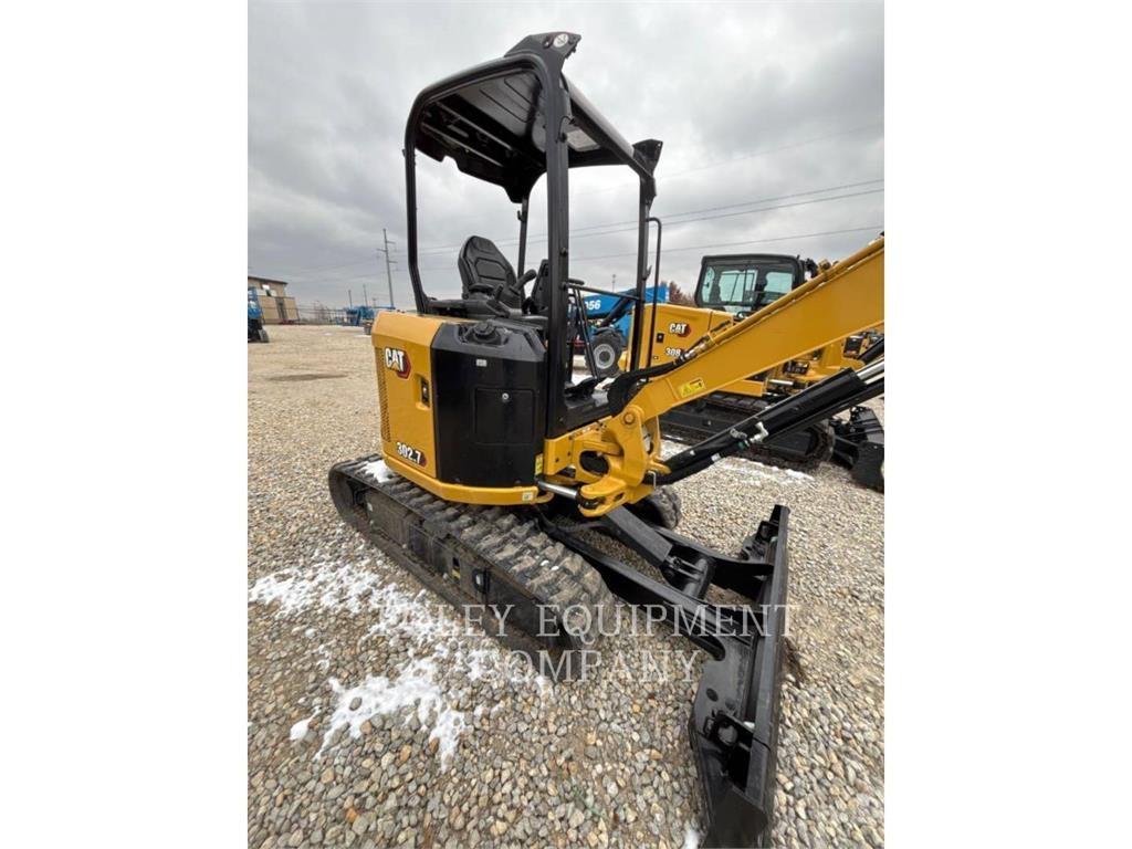 CAT 302.7-07LO Excavatoare pe șenile
