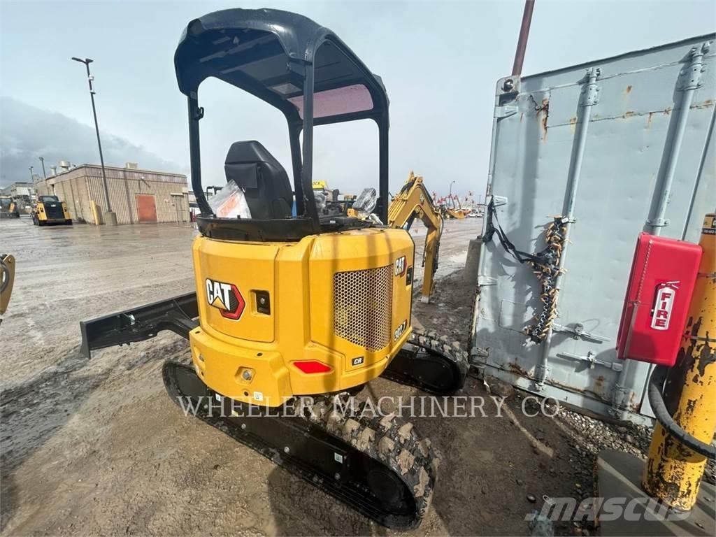 CAT 302.7 C1 Excavatoare pe șenile

