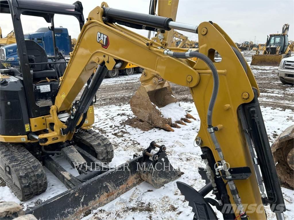 CAT 302.7 C1TH Excavatoare pe șenile
