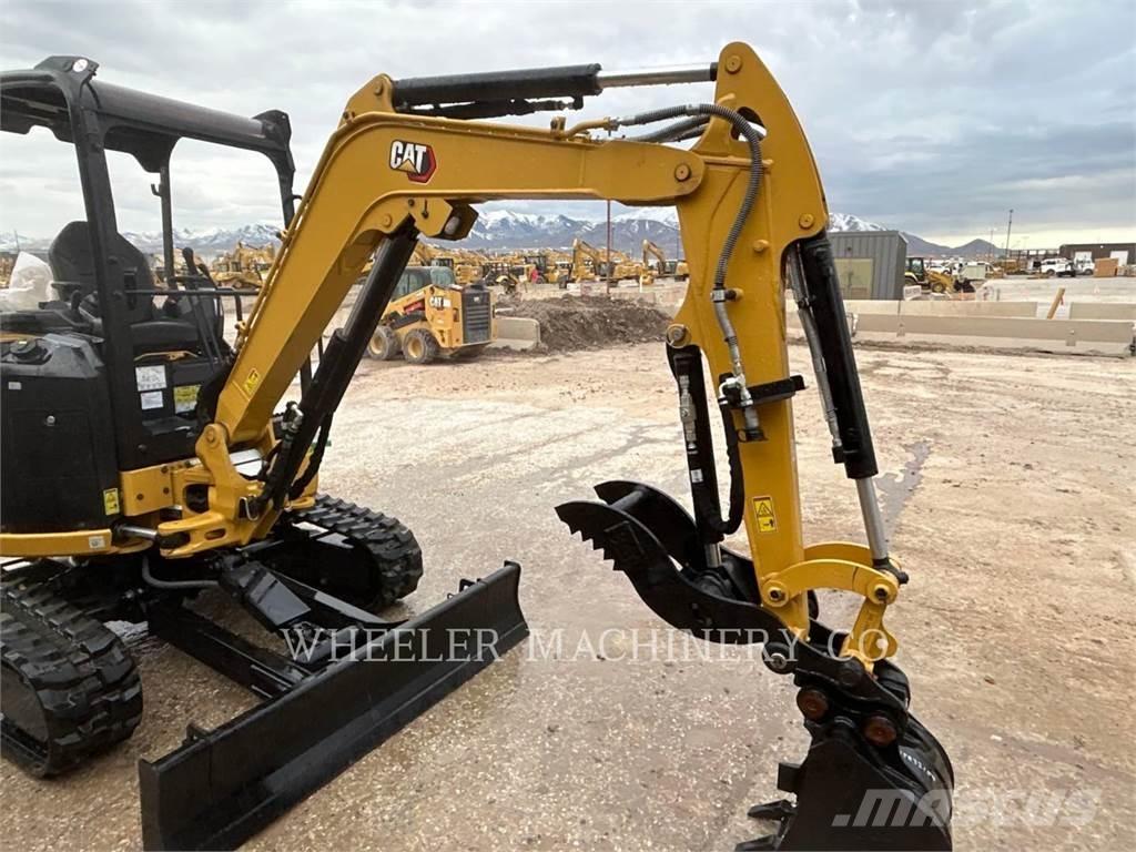CAT 302.7 C1TH Excavatoare pe șenile
