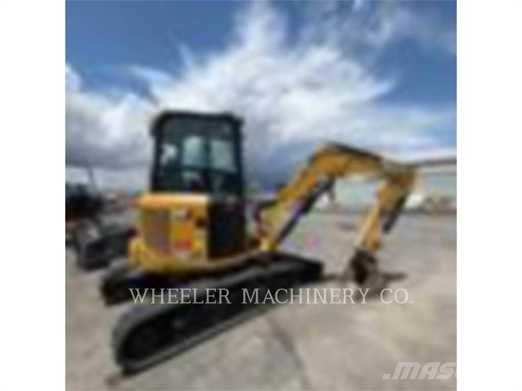 CAT 302.7 C3 Excavatoare pe șenile
