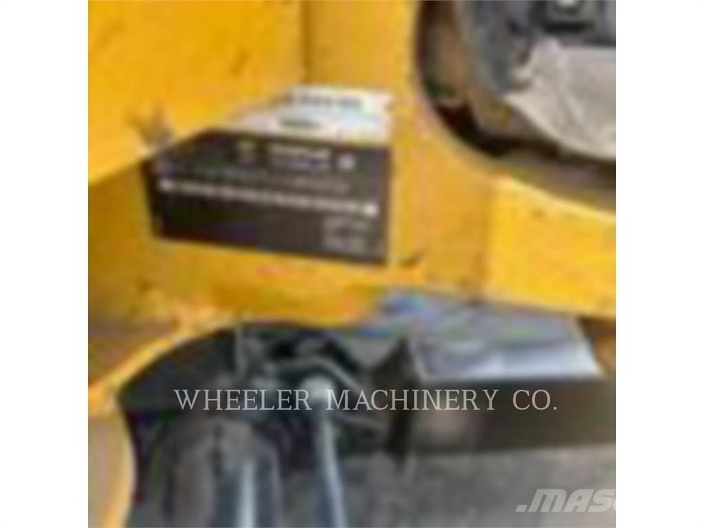 CAT 302.7 C3 Excavatoare pe șenile
