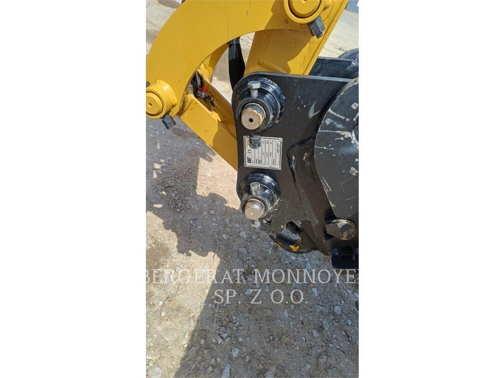 CAT 302.7CR Excavatoare pe șenile
