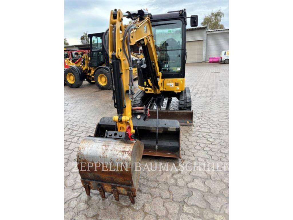 CAT 302.7CR-07 Excavatoare pe șenile
