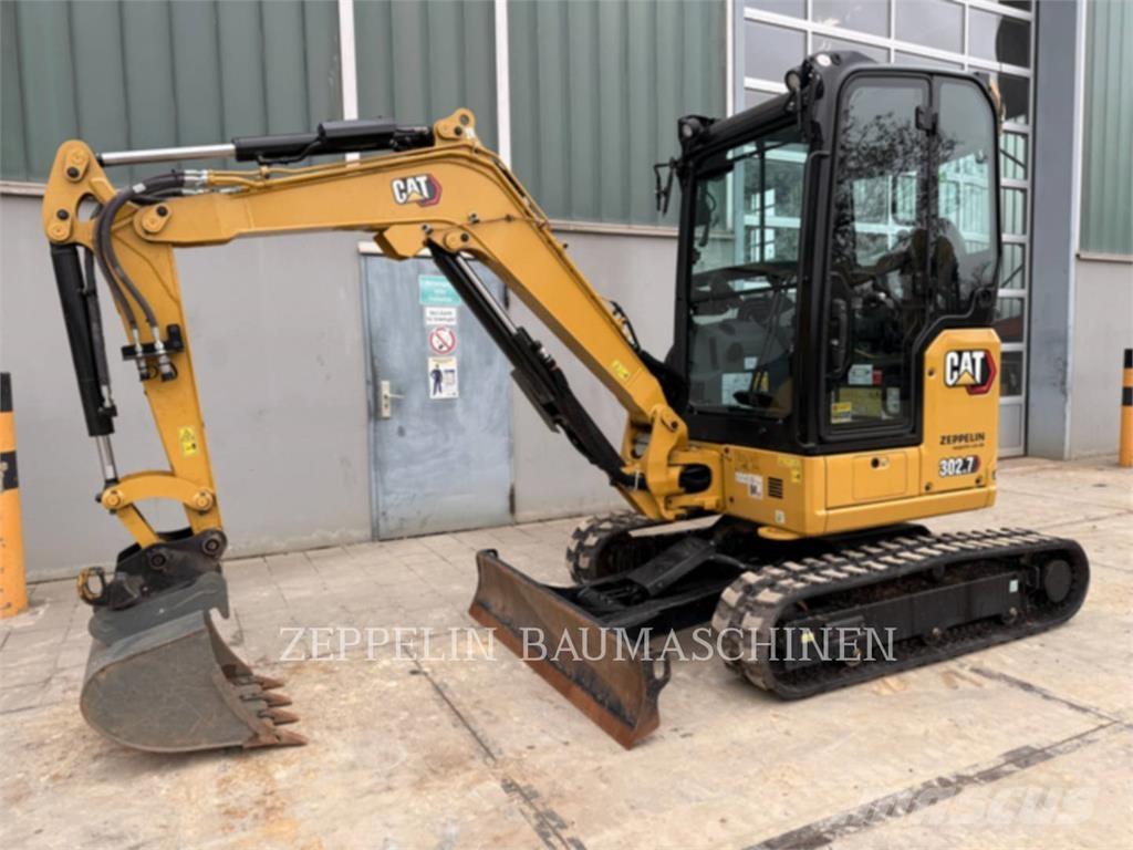 CAT 302.7CR-07 Excavatoare pe șenile
