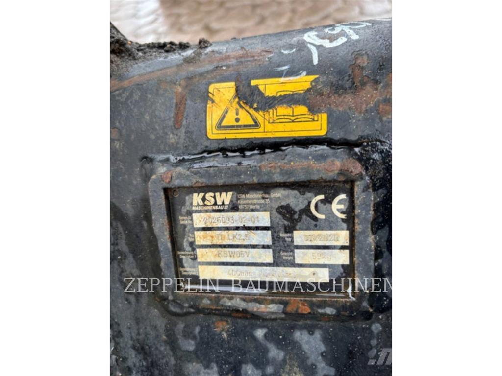 CAT 302.7D Excavatoare pe șenile
