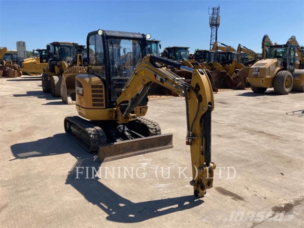 CAT 302.7D CAB Excavatoare pe șenile
