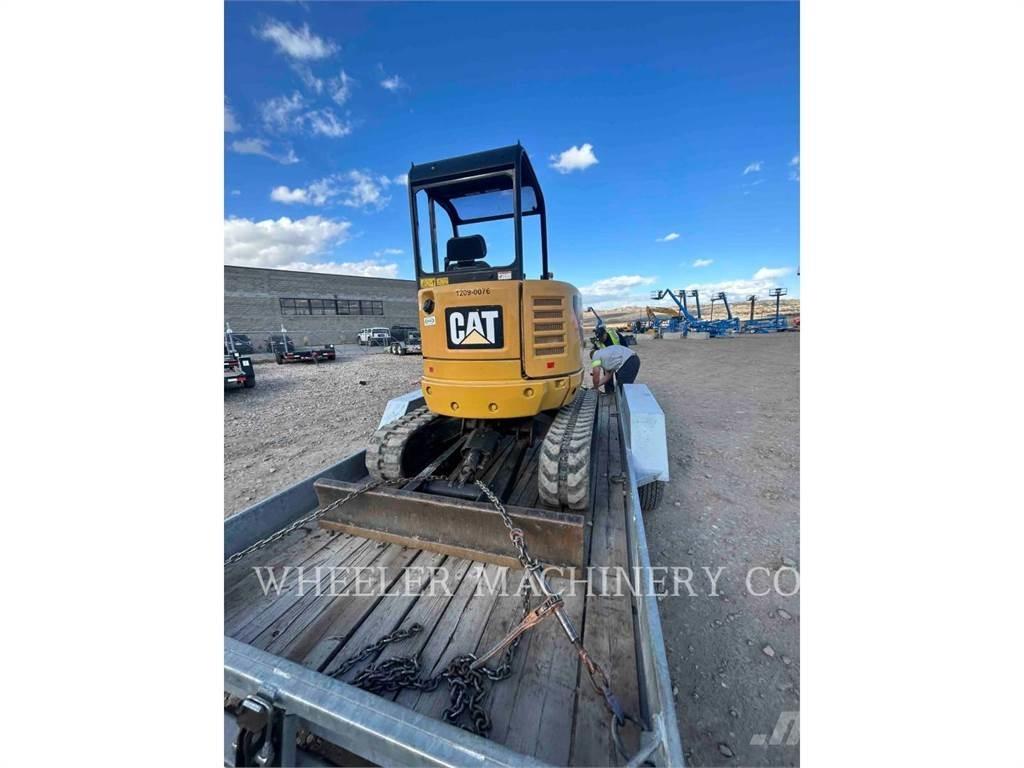 CAT 302.7DC1TH Excavatoare pe șenile
