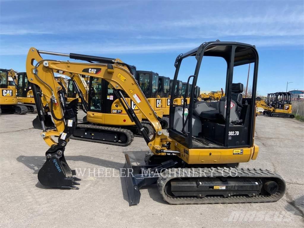 CAT 302.7DC1TH Excavatoare pe șenile
