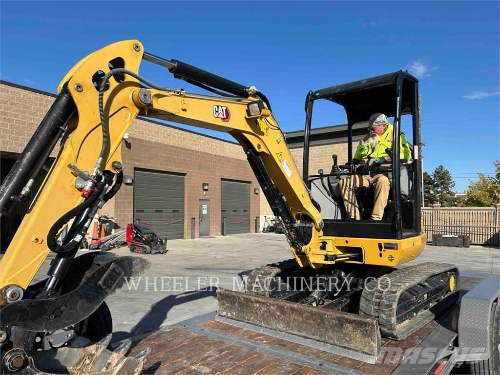 CAT 302.7DC1TH Excavatoare pe șenile
