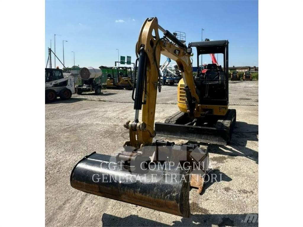 CAT 302.7DCR Excavatoare pe șenile
