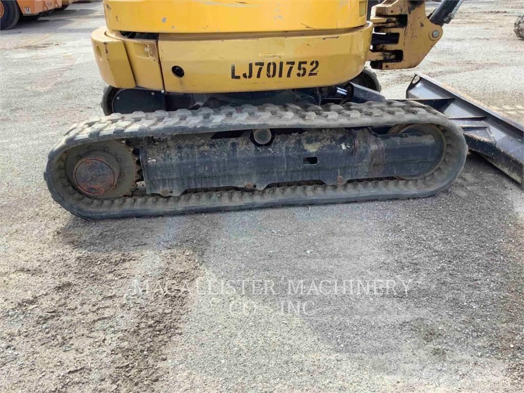 CAT 302.7DCR Excavatoare pe șenile
