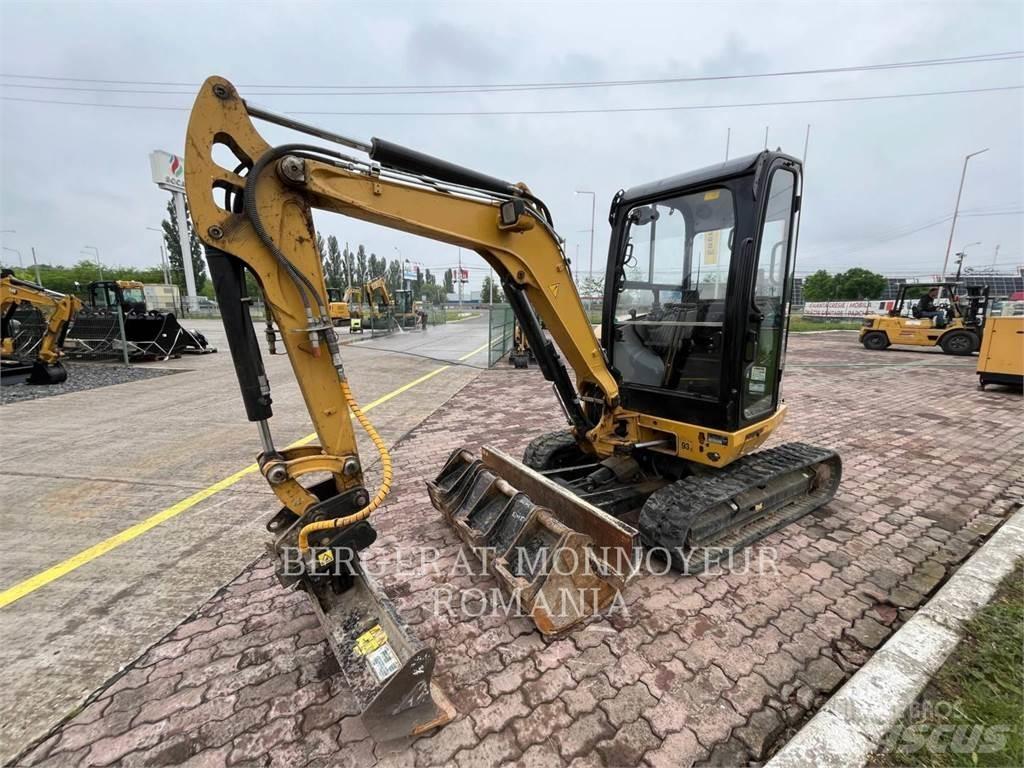 CAT 302.7DCR Excavatoare pe șenile
