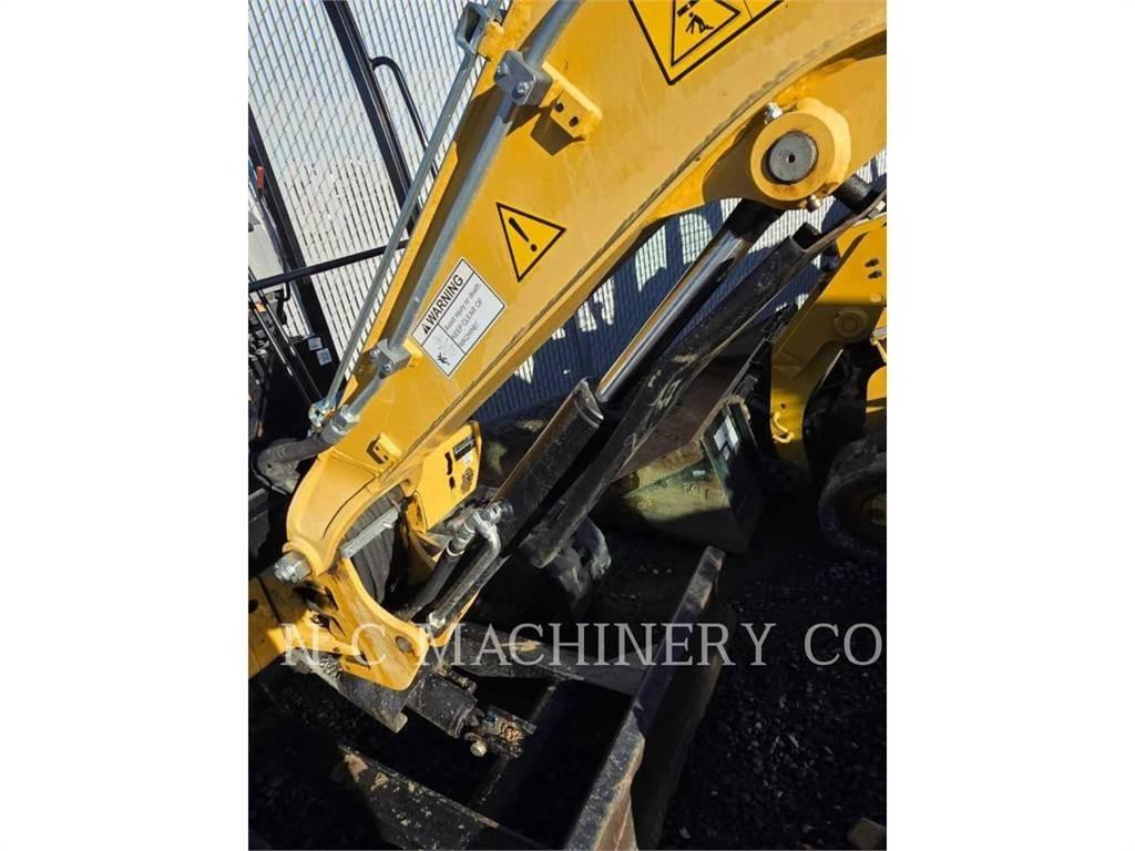 CAT 302.7DCRCN Excavatoare pe șenile
