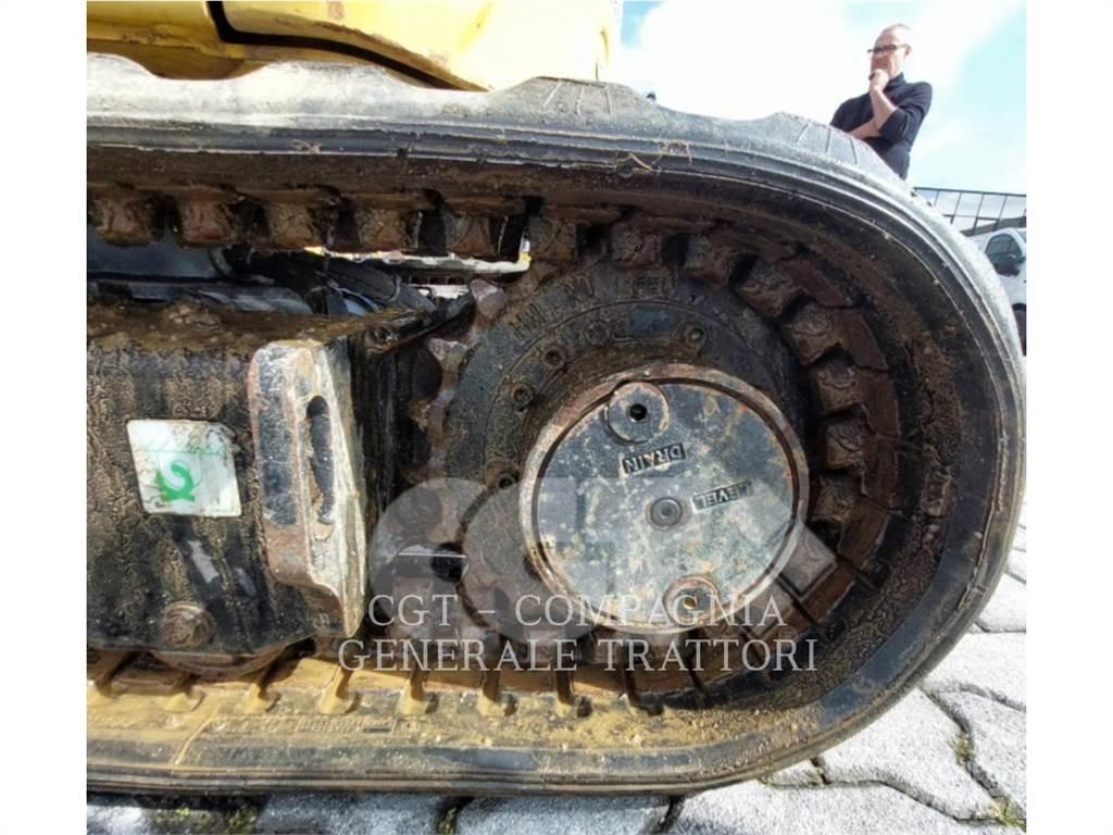 CAT 302 CR Excavatoare pe șenile

