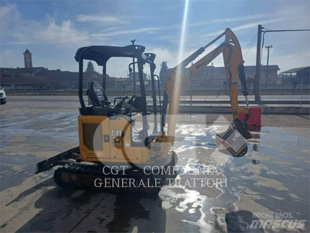 CAT 302 CR Excavatoare pe șenile
