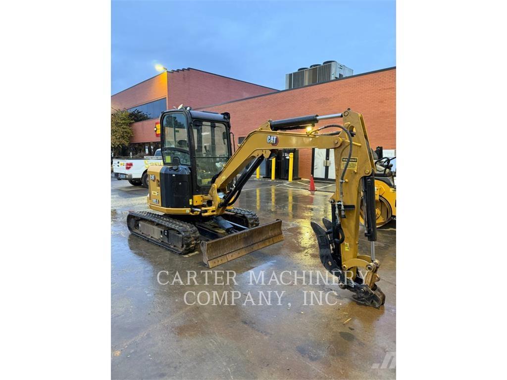 CAT 303.5 CR Excavatoare pe șenile
