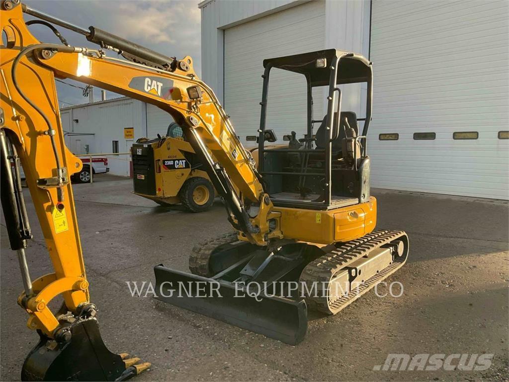CAT 303.5E2 Excavatoare pe șenile
