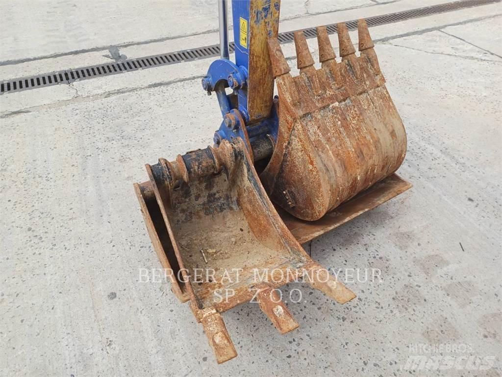 CAT 303 CR Excavatoare pe șenile
