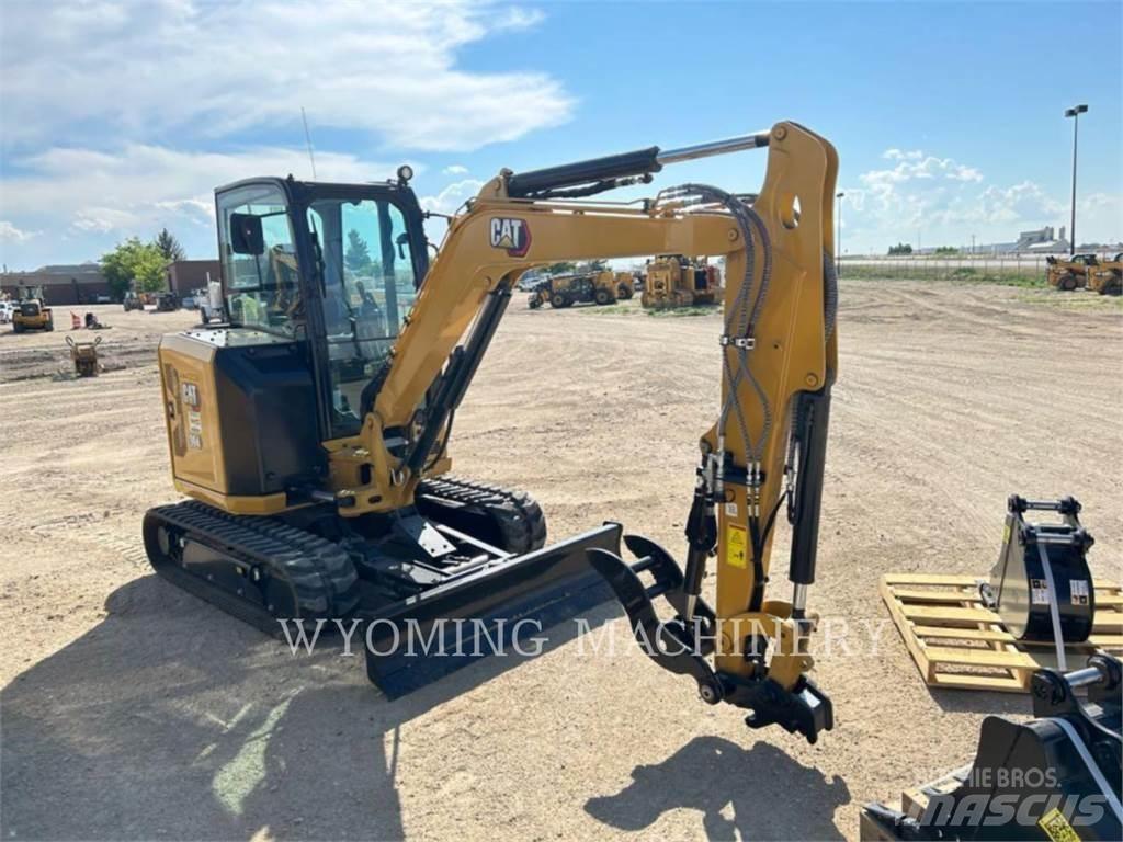 CAT 304 Excavatoare pe șenile
