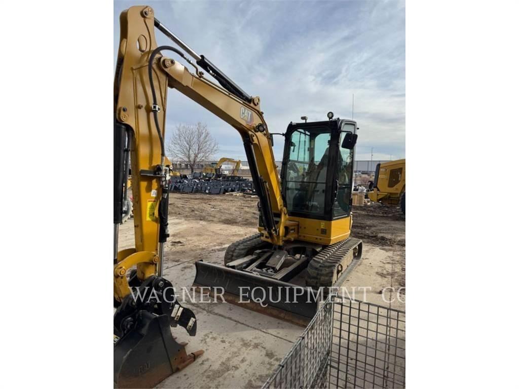CAT 304 Excavatoare pe șenile
