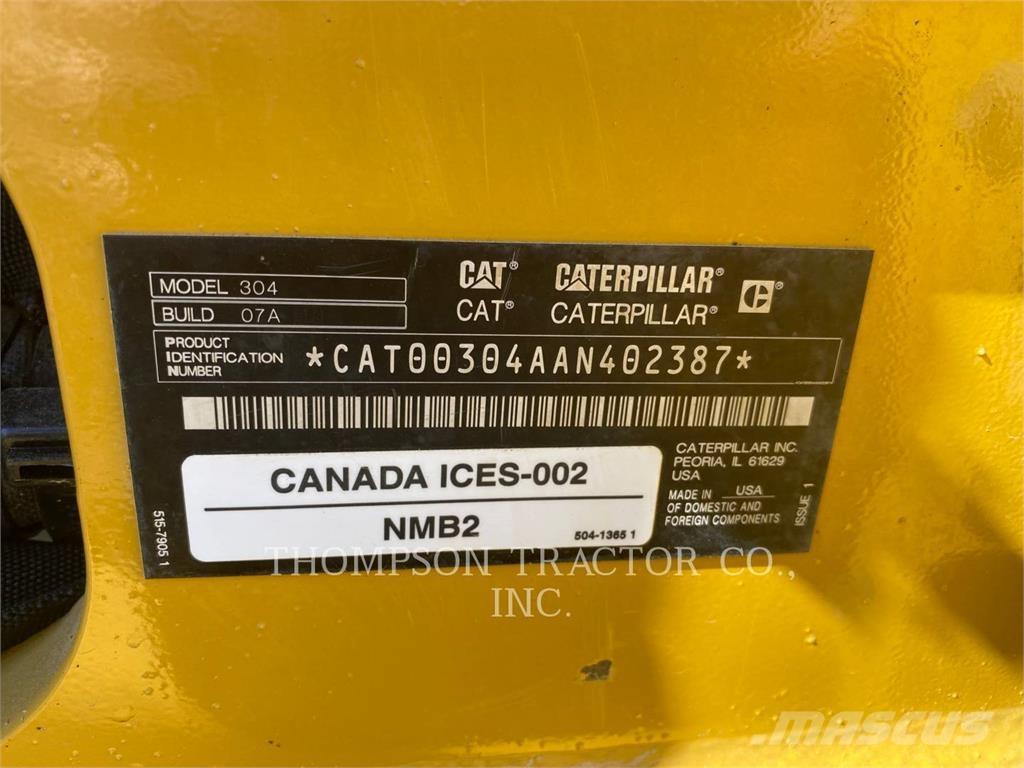 CAT 304 Excavatoare pe șenile
