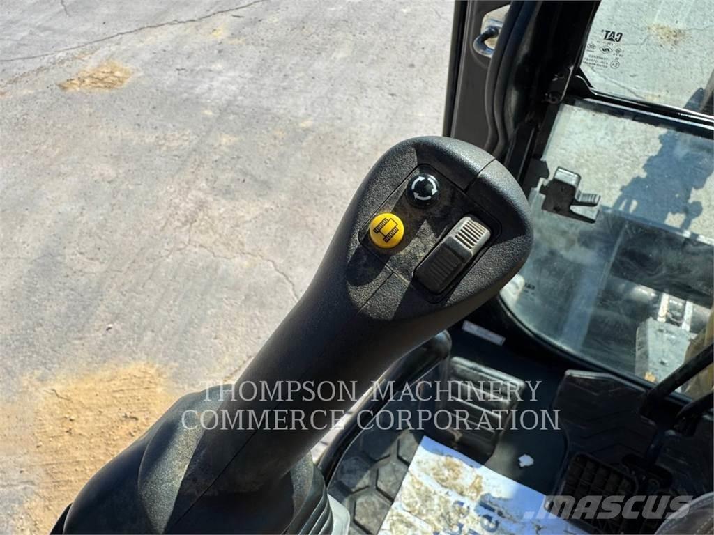 CAT 304-07 Excavatoare pe șenile
